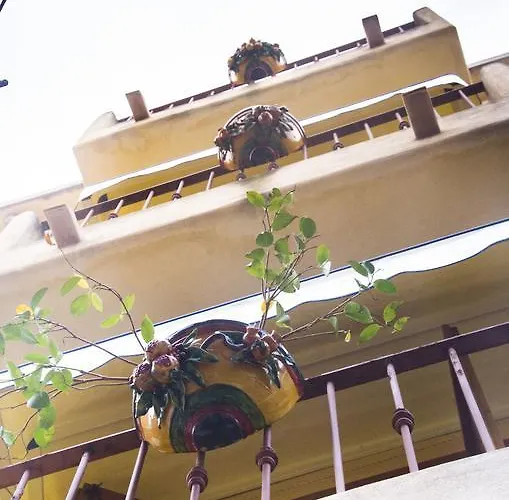 卡萨维拉住宿加早餐旅馆 4* 希拉