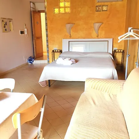 Casa Vela 4* Scilla